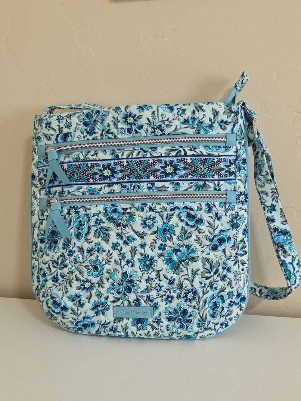 NWT. Vera Bradley Blue Floral Crossbody Bag